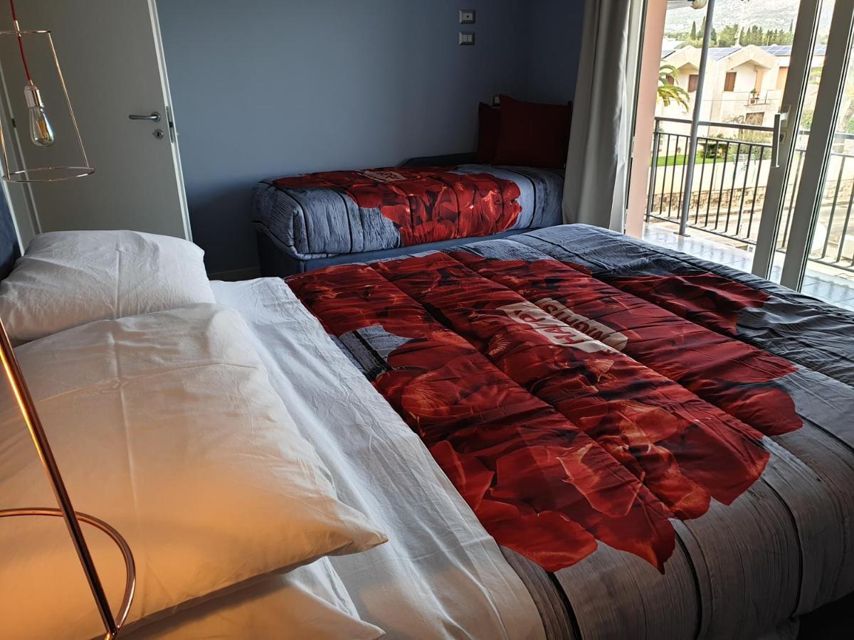 Stella-Guesthouse Solarino Eksteriør bilde