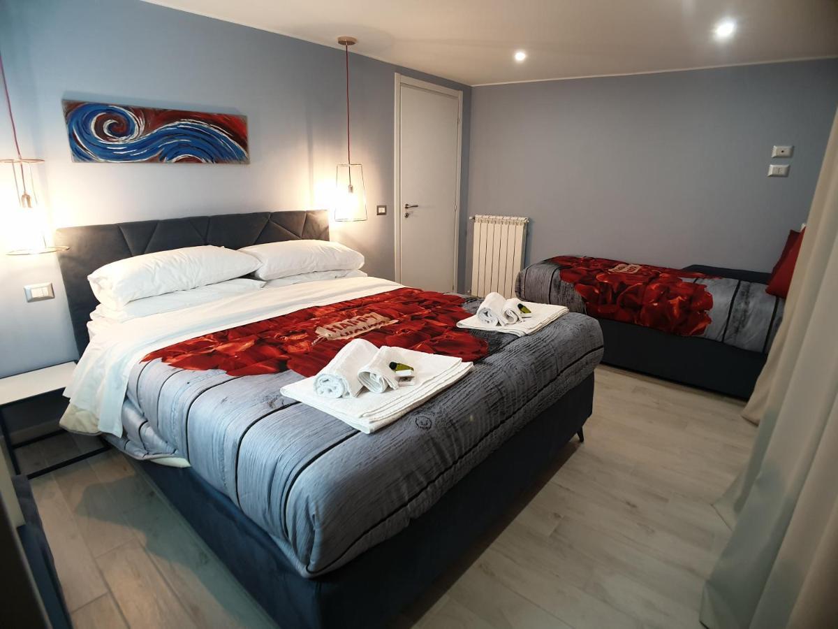 Stella-Guesthouse Solarino Eksteriør bilde