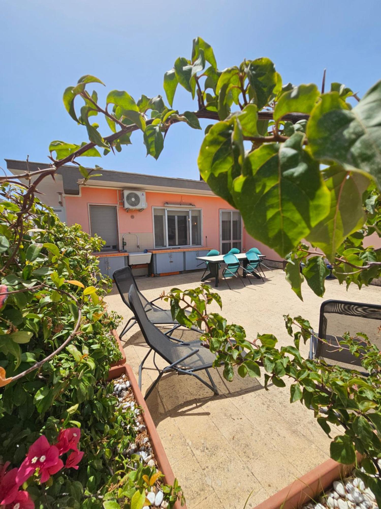 Stella-Guesthouse Solarino Eksteriør bilde