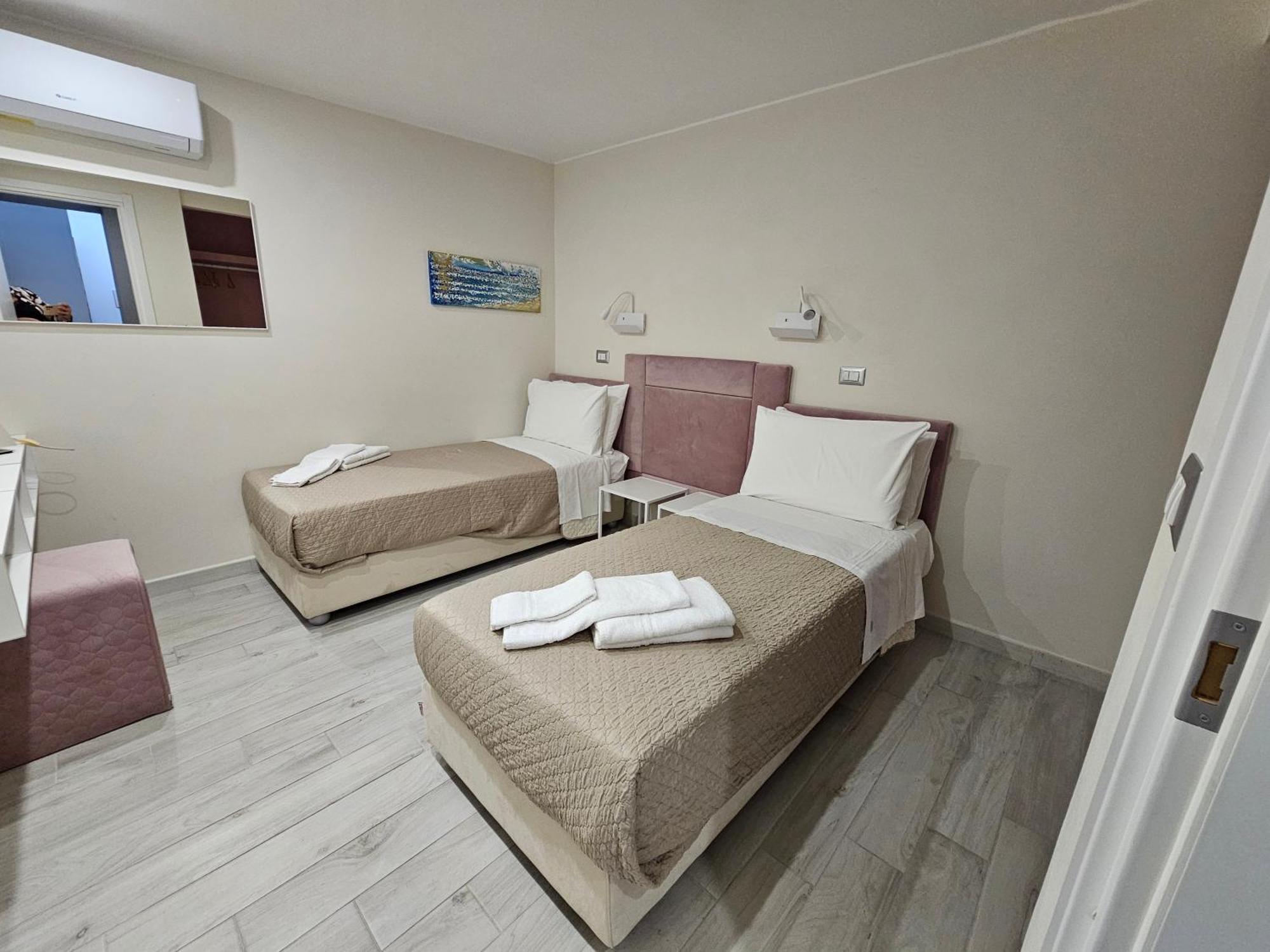 Stella-Guesthouse Solarino Eksteriør bilde