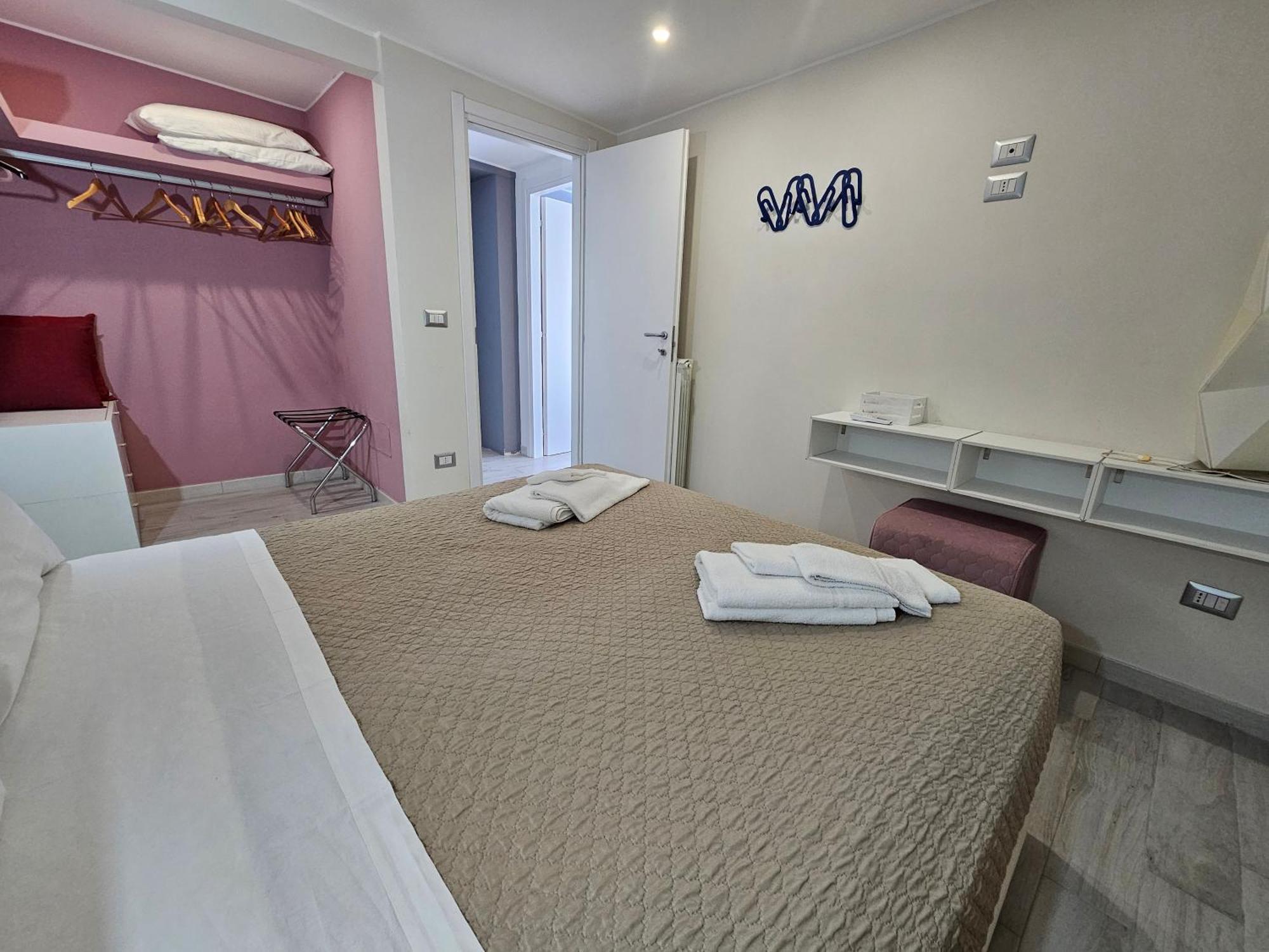 Stella-Guesthouse Solarino Eksteriør bilde